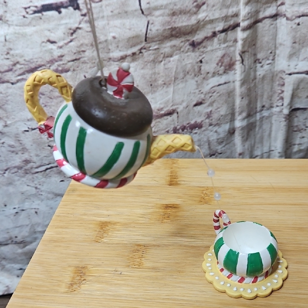 Tea Cup Ornaments‎
